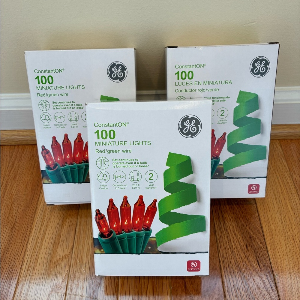 GE 100 Miniature Lights Outdoor Constant On Red/Green Wire